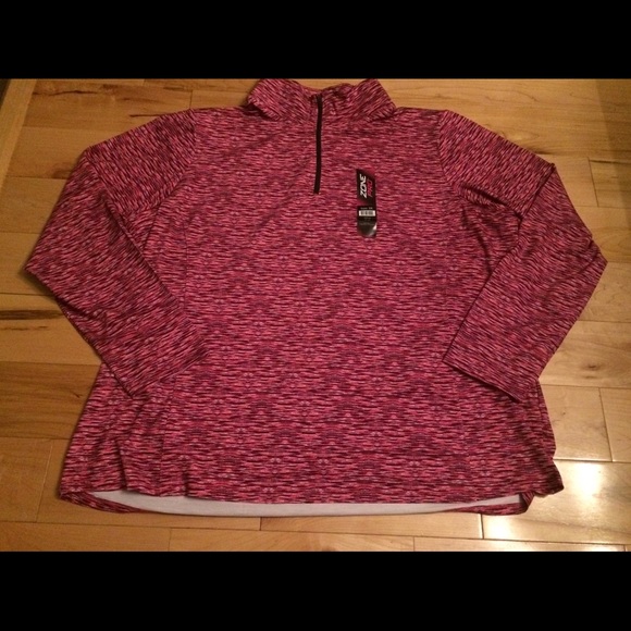 Tops - NWT Women’s shirt size 3x